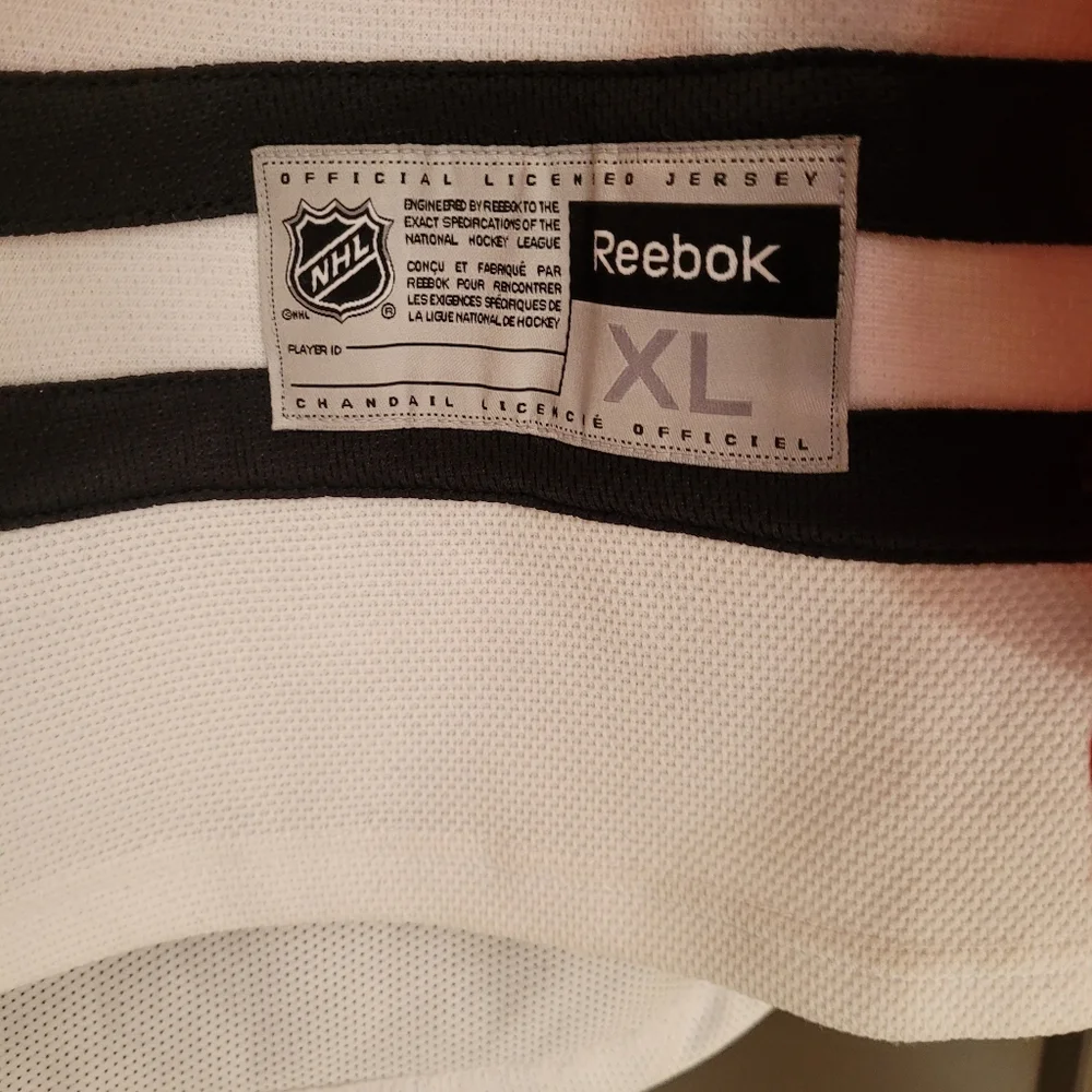 Chicago Black hawks jersey and Stanley cup hat. - Picture 2 of 14